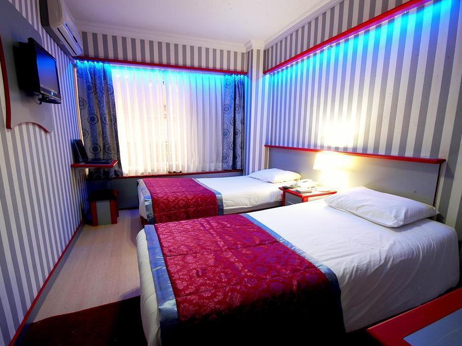 Hatay Hotel Истанбул Екстериор снимка